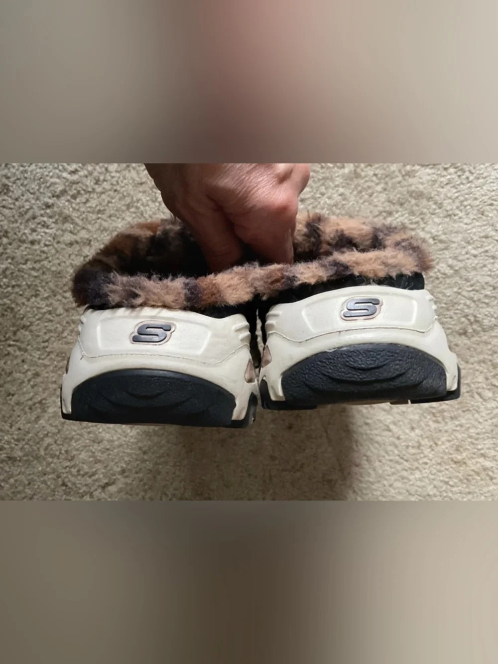 Skechers D' Lites - Comfy Cloud. Mule